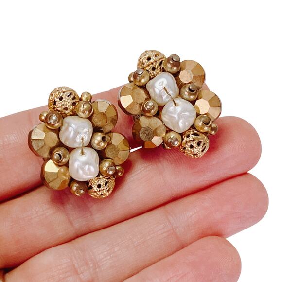 VTG Mid Century Clip On Earrings Faux Pearl Gold Tone Bead Cluster 1950s Baroque - Picture 3 of 11